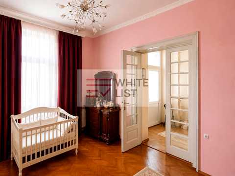 квартира за адресою Університетська вул., 48