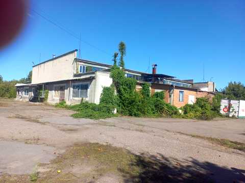 комерційна за адресою Центральна вул. (1 Травня), 1