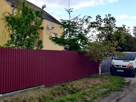 будинок за адресою с. Великий Дорошів, Незалежна, 4а