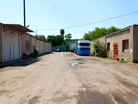 коммерческая по адресу Шкільна ул., 1