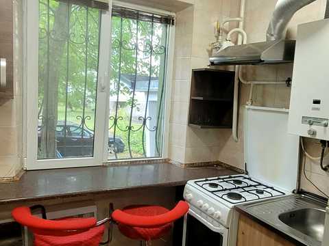 квартира за адресою Андрія Первозванного вул. (Стахурського), 78