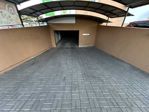 паркомісце за адресою смт. Чабани, Машинобудівників вул., 14а, к.2