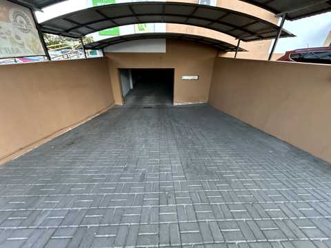паркомісце за адресою смт. Чабани, Машинобудівників вул., 14а, к.2