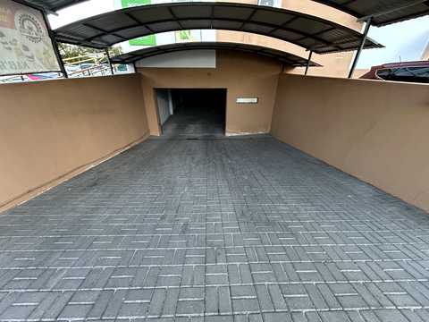 паркомісце за адресою смт. Чабани, Машинобудівників вул., 14а, к.2