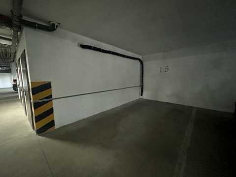 паркомісце за адресою смт. Чабани, Машинобудівників вул., 14а, к.2
