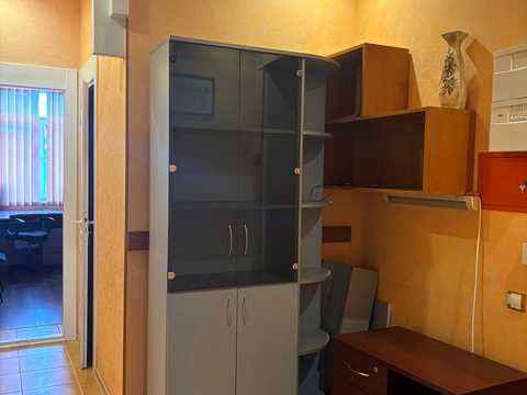 коммерческая по адресу Кудрявский спуск, 3-А