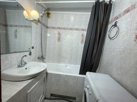 квартира за адресою Срібнокільська вул., 16