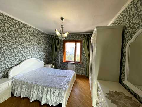 квартира за адресою Срібнокільська вул., 16