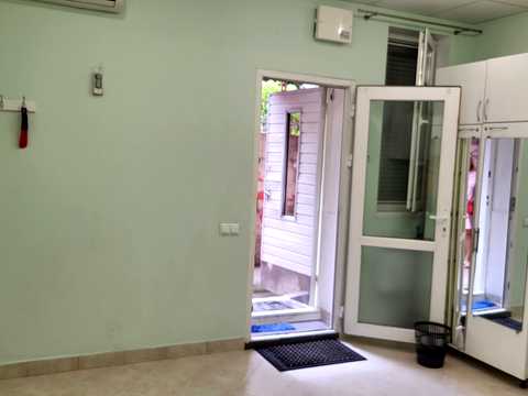 комерційна за адресою Райдужний масив вул., 19/3