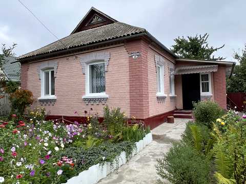 будинок за адресою Незалежності