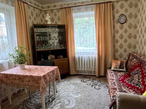 будинок за адресою Незалежності