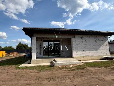 будинок за адресою Чарівна