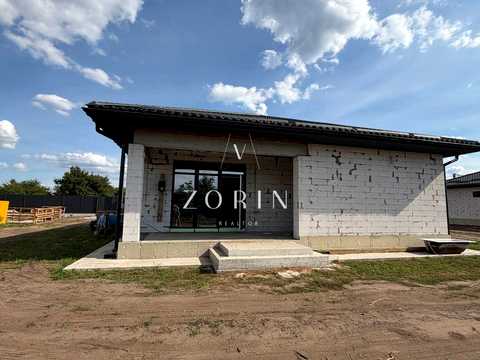 будинок за адресою Чарівна