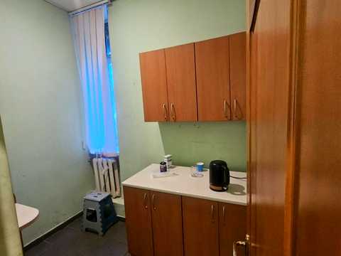 комерційна за адресою Академіка Булаховського вул., 5-Д
