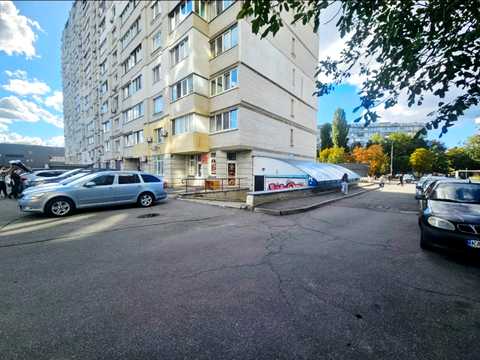 комерційна за адресою Академіка Булаховського вул., 5-Д