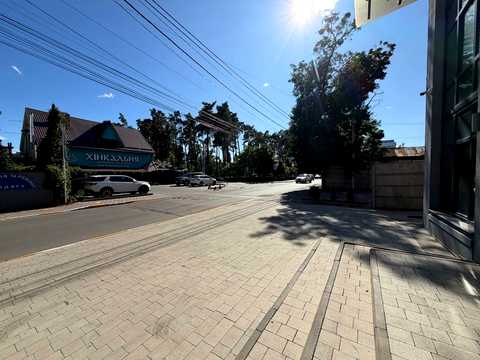 участок по адресу Поезії ул. (Грибоедова)