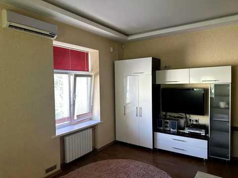 квартира за адресою Київ, Євгена Коновальця вул. (Щорса), 23