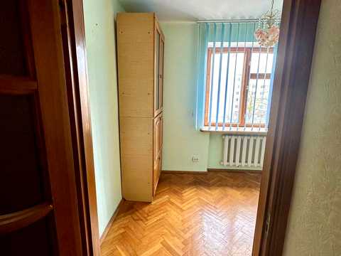 квартира за адресою Володимира Стельмаха вул. (Курчатова), 4