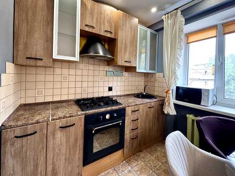 квартира за адресою Котляревського вул., 8