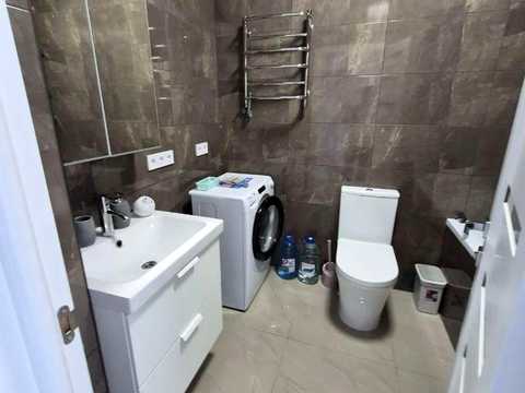 квартира за адресою Рея Бредбері вул., 2