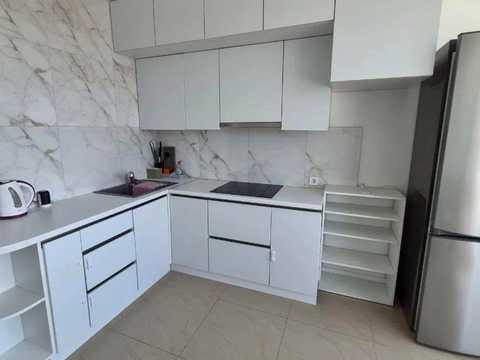 квартира за адресою Рея Бредбері вул., 2