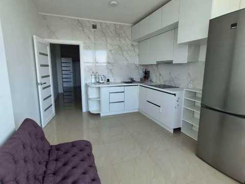 квартира за адресою Рея Бредбері вул., 2