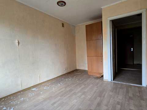 комерційна за адресою Дністерська вул. (Двінська), 19