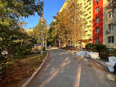 квартира за адресою житловий масив Парус вул., 1-Б