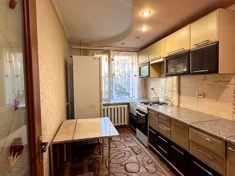 квартира за адресою житловий масив Парус вул., 1-Б