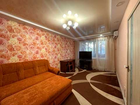 квартира за адресою житловий масив Парус вул., 1-Б