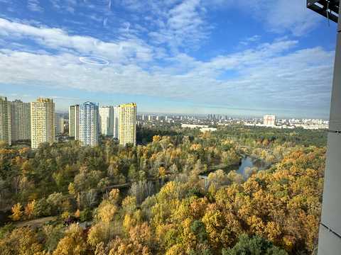 квартира по адресу Князя Романа Мстиславича ул. (Генерала Жмаченка), 22