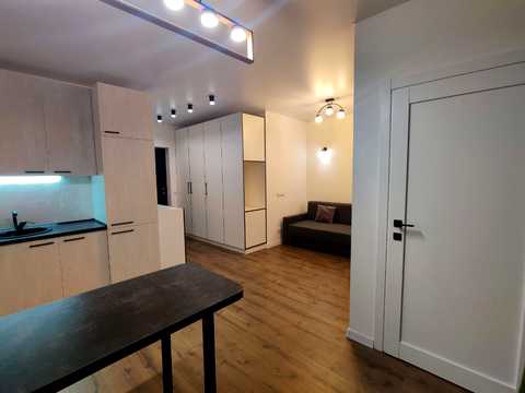 квартира за адресою Кадетський Гай вул., 8