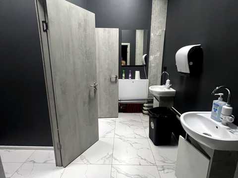комерційна за адресою Івано-Франківськ, Володимира Івасюка вул., 19К