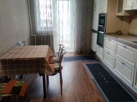 квартира за адресою Євгена Чикаленка вул., 59и