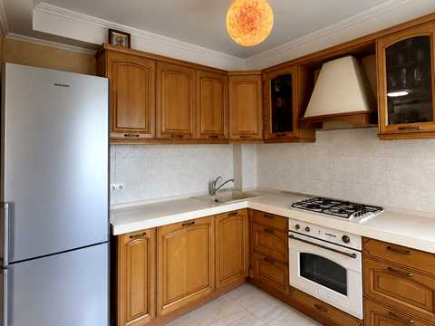 квартира за адресою Русанівський бульв., 9