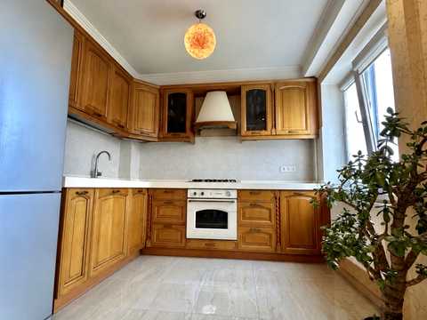 квартира за адресою Русанівський бульв., 9