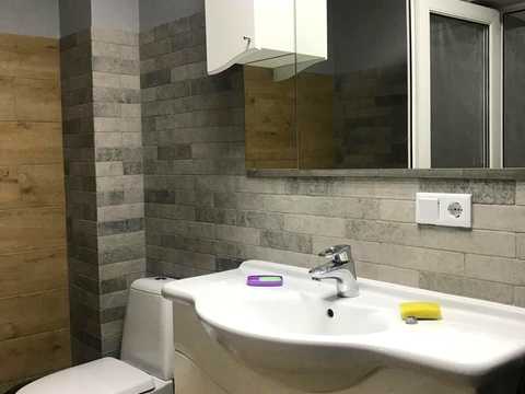 комерційна за адресою Тираспольська вул., 5
