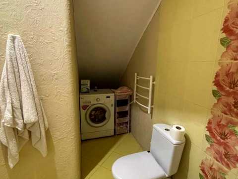 будинок за адресою Молодіжна