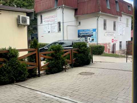 комерційна за адресою Тернопіль, 15 Квітня вул., 15 А