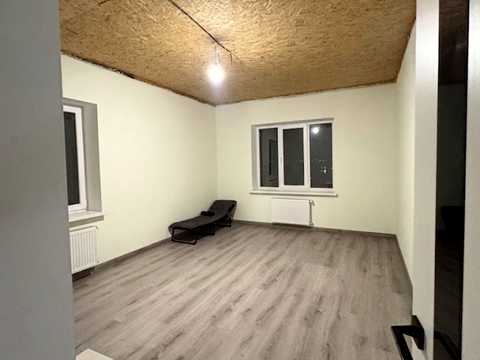 квартира за адресою Весняна вул., 4