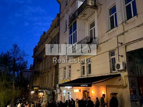 комерційна за адресою Ярославів Вал вул., 13/2б