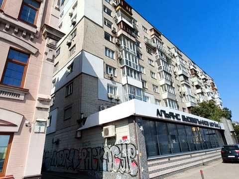 квартира за адресою Набережно-Хрещатицька вул., 11
