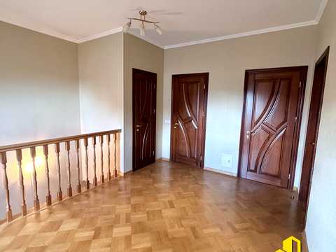 дом по адресу Незалежності, 5