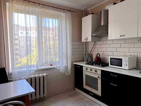 квартира за адресою Стельмаха вул., 15