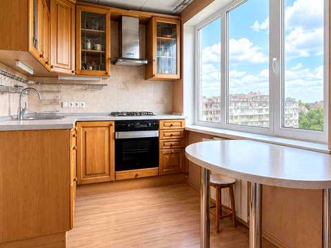 квартира за адресою Академіка Булаховського вул., 30-А