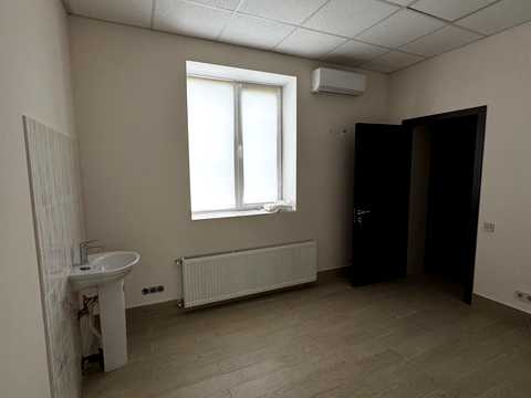 комерційна за адресою Українського Відродження вул. (Бударіна), 123