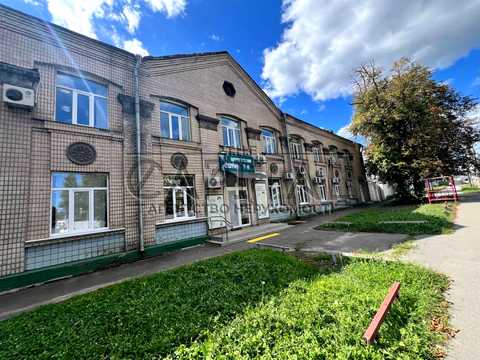 комерційна за адресою Новокостянтинівська вул., 7
