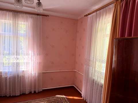 квартира за адресою Бориса Іваницького вул. (Комсомольців 20-х років), 8