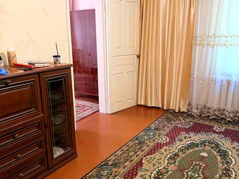 квартира за адресою Бориса Іваницького вул. (Комсомольців 20-х років), 8