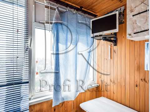 квартира за адресою Хорольська вул., 5